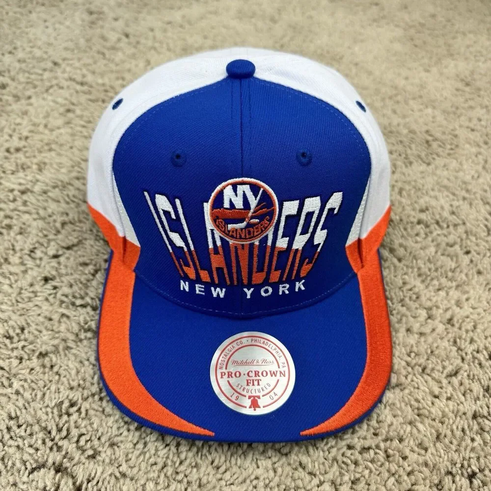 New York Islanders Hat Mitchell & Ness Retrodome Snapback Pro Crown Fit Blue Cap